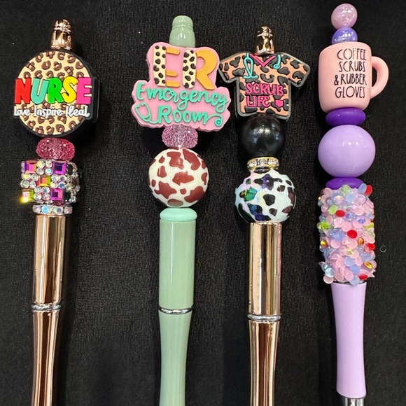 @Meranda_p_13
Badge Reels, Pens etc - Picture 5 of 8